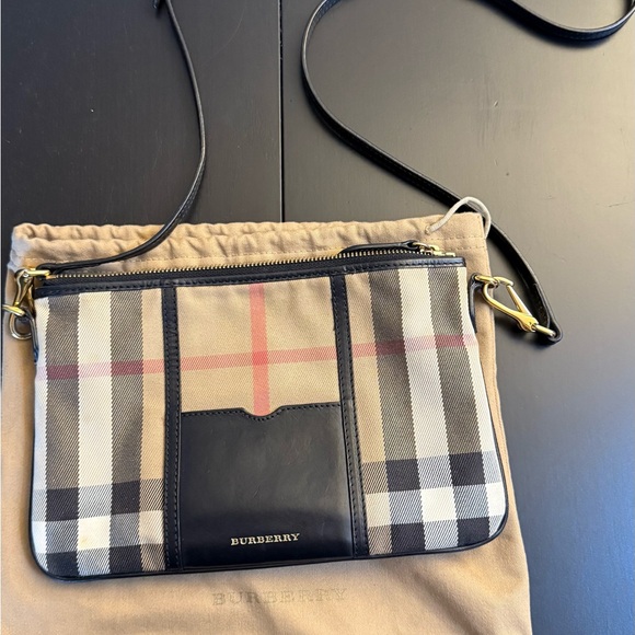 Burberry Peyton Crossbody - Picture 4 of 9